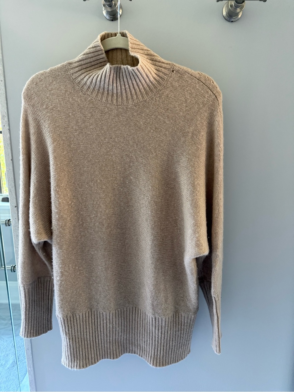 Lafayette 148 New York Women’s Cashmere Sweater in Taupe